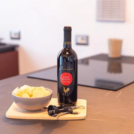 - 3 Min Walk From - New Flat For 6 Guests Appartement Abbadia Lariana