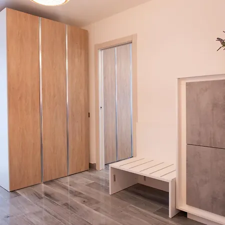 Appartement - 3 Min Walk From - New Flat For 6 Guests *