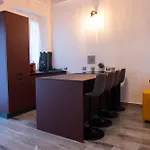 아파트 - 3 Min Walk From - New Flat For 6 Guests *