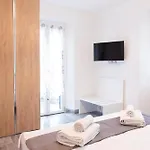 아파트 - 3 Min Walk From - New Flat For 6 Guests *