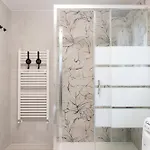 - 3 Min Walk From - New Flat For 6 Guests 아바디아