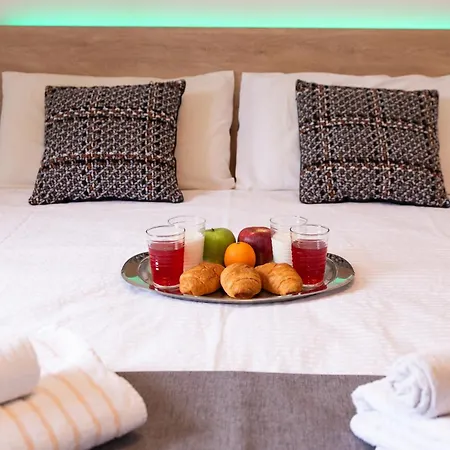 아파트 - 3 Min Walk From - New Flat For 6 Guests