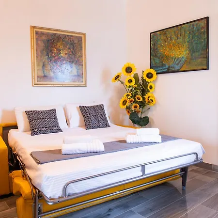 - 3 Min Walk From - New Flat For 6 Guests アッバディーア・ラリアーナ